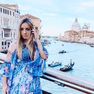 Meet your Posher, Jana